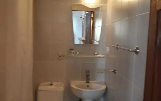 Anemon Kula - Special Class