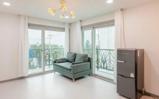 Jejusunset Lodge Pension