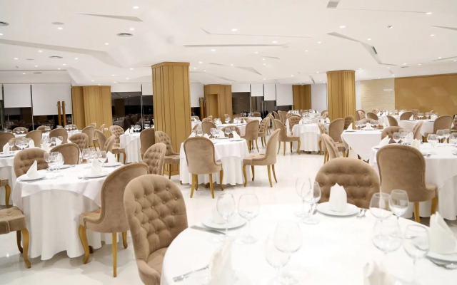 Santa Quaranta Premium Resort