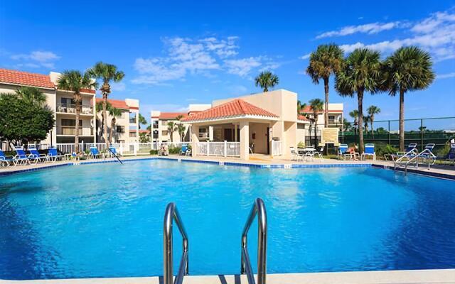 Ocean Village Club O14