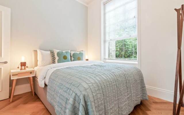 Splendid, Design 1 Bed Apt In Hampstead