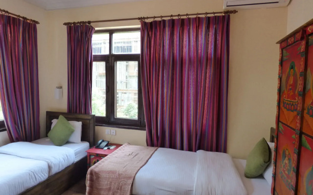 Mi Casa Hotel