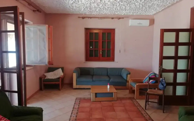 Attractive Villa in Piano Inferno Marina near Trappeto Sea