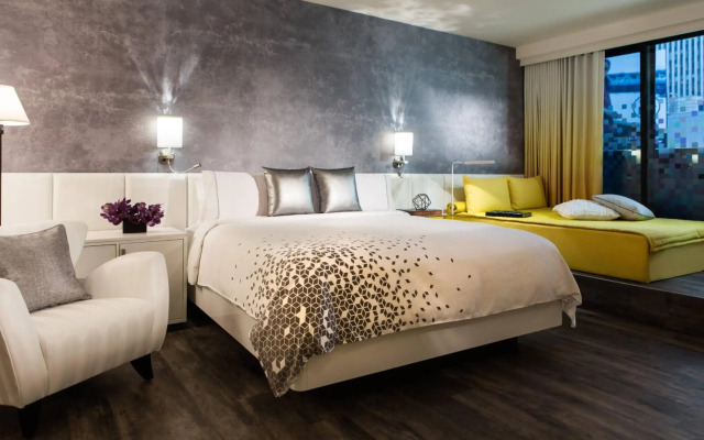 Renaissance New York Times Square Hotel by Marriott