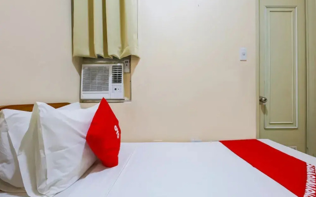 OYO 836 E & H Residences