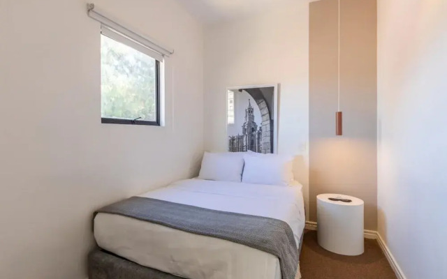 w Unique 2BR Duplex in Parque 93