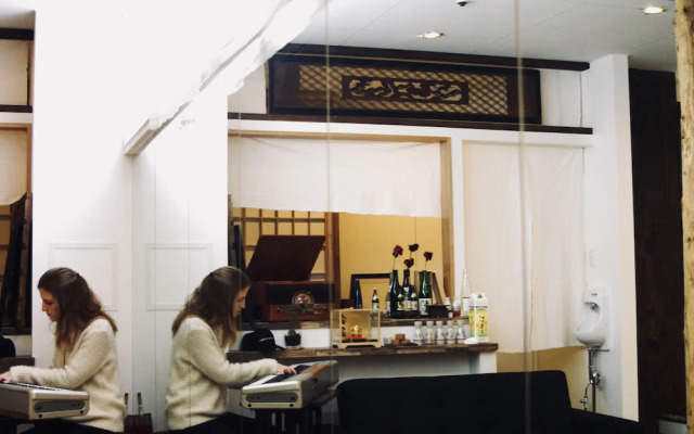 SEACRET BASE EBISUTEI SOUZOU with SAKE BAR - Hostel