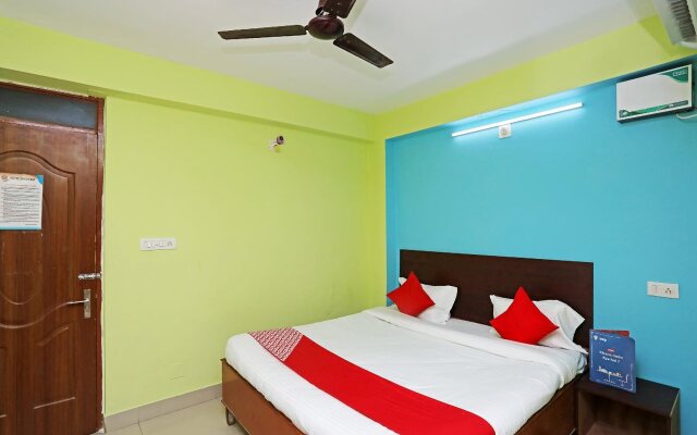 OYO 26496 Hotel Sands Bay