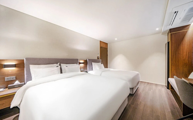 Yaja Hotel Peace Square branch