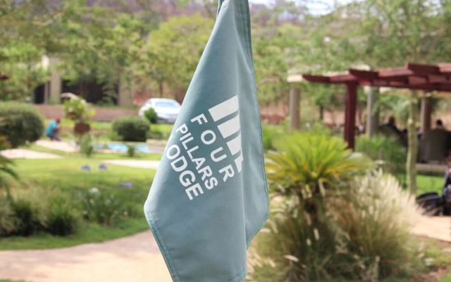 Four Pillars Lodge Chilanga