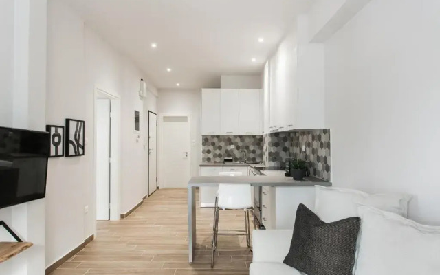Lovely 1BR Apartment in Koukaki by UPSTREET