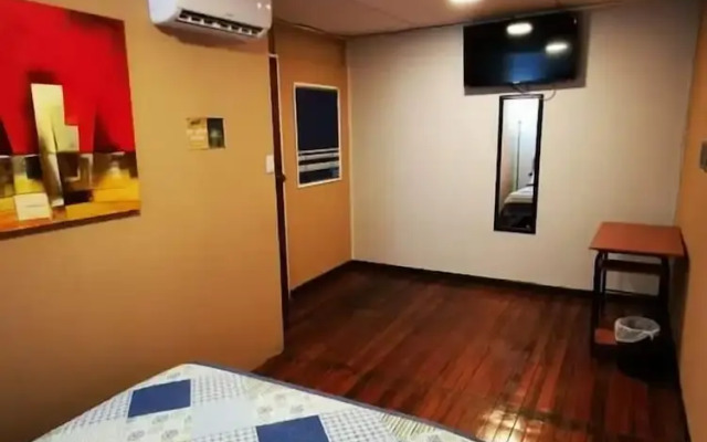 Toucan Hostel