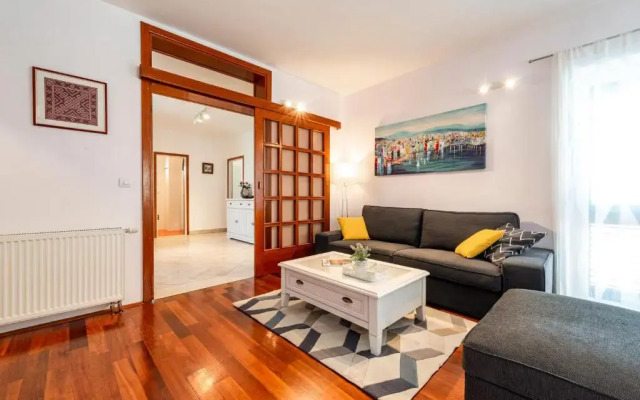 Apartment Miljas