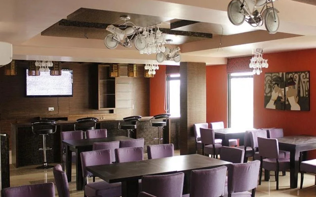 Hotel - The Jhora Magra