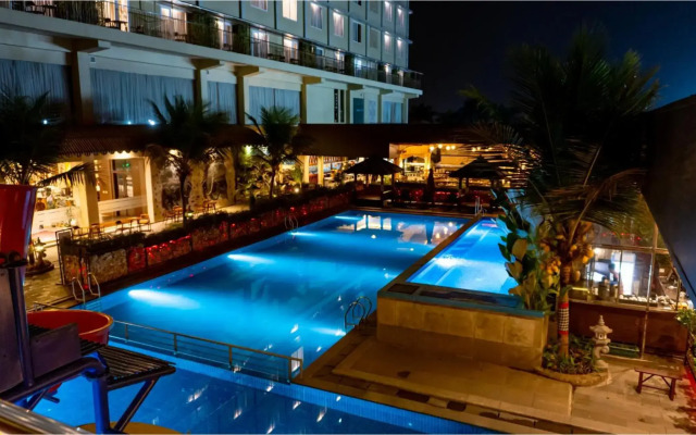 Grand Sunshine Resort & Convention