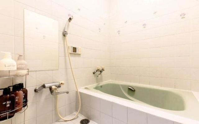 Detached House Free Parking 1 Station in Nambad