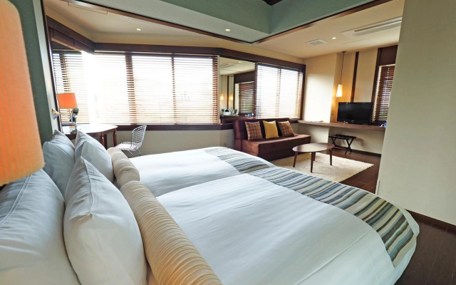 La Casa Panacea Okinawa Resort – Guest Rooms – Onna