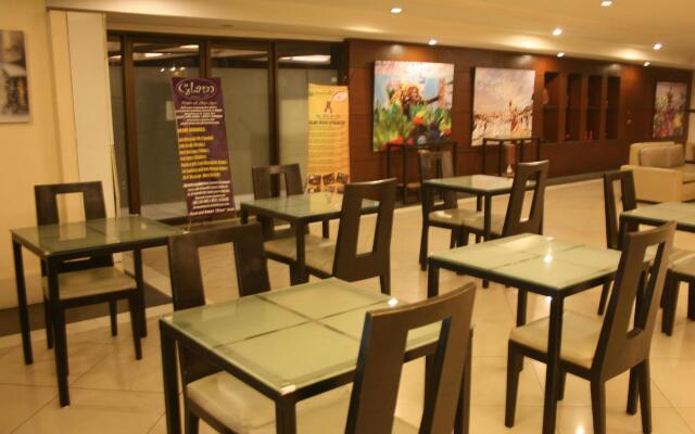 Sampaguita Suites JRG