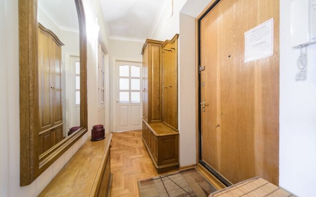 Apartment near Olympic Stadium