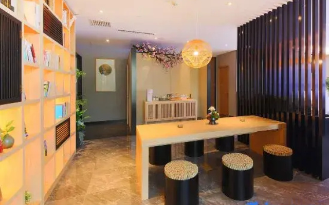 Yicheng Hotel (Guangan Avenue, Heping East Road, Shijiazhuang)