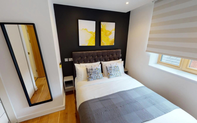 Quay Apartments Manchester