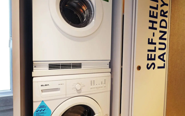 CUBE Boutique Capsule Hotel @ Kampong Glam