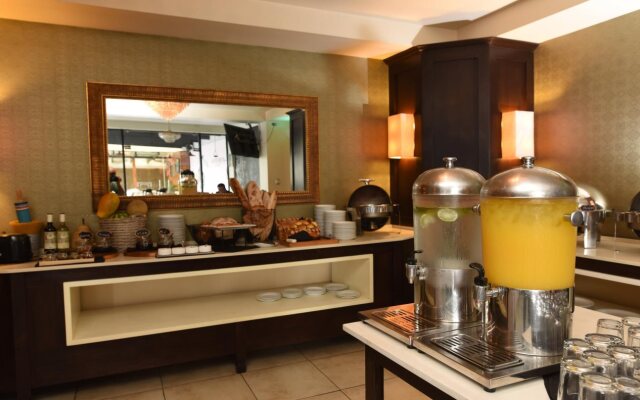 KC Hotel San José