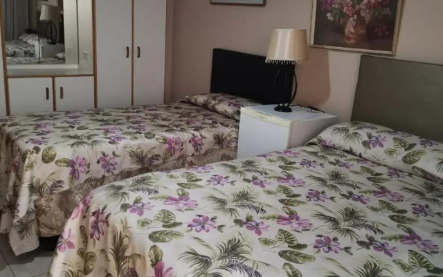 JoThams Bed & Breakfast or Self-catering