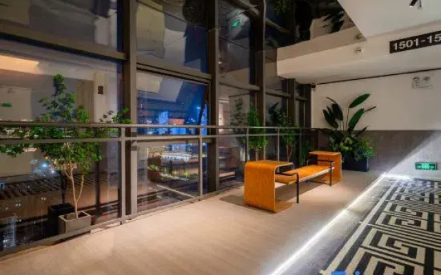 CityFront Horizon Hotel
