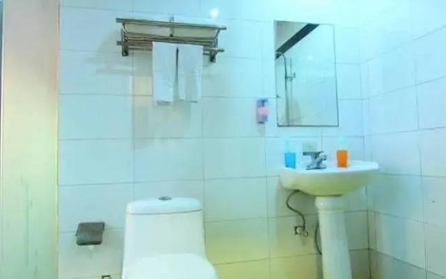 Weilai Yiju Hotel