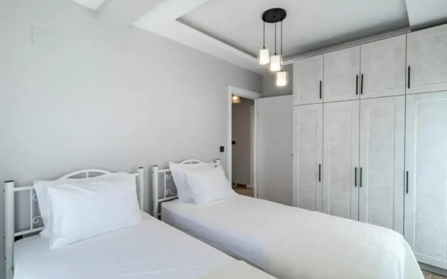 Lovely House With Private Pool in Urla Izmir