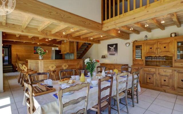 Gîte Croizet-sur-Gand, 7 pièces, 12 personnes - FR-1-496-25