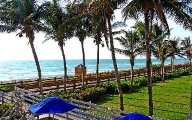 Radisson Resort Miami Beach