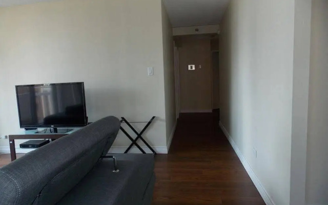 5 Calgary Downtown (2Bdr Suite