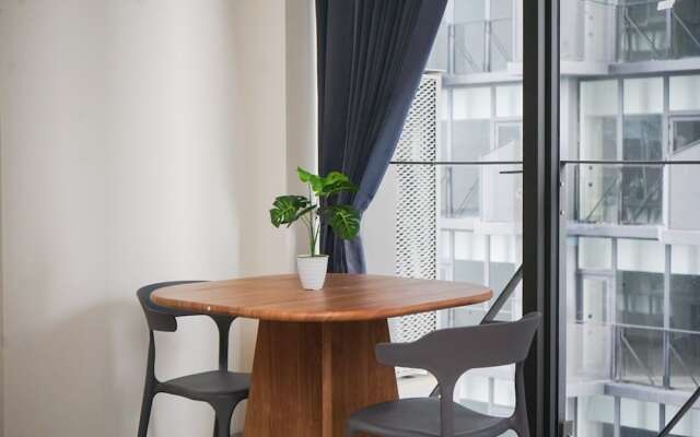 Simply Look Studio Apartment Carstensz Residence