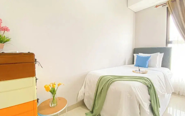 Homey And Good Place 2Br Transpark Bintaro Apartment