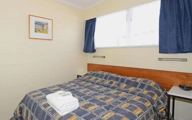 Trentham Motel