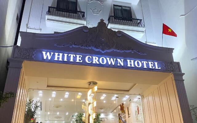 White Crown Hotel