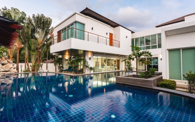 Kyerra Villa by Lofty