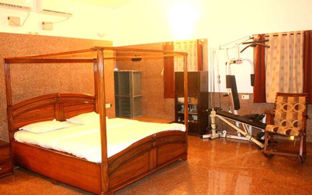 LSQ Luxuria (Nagaon)