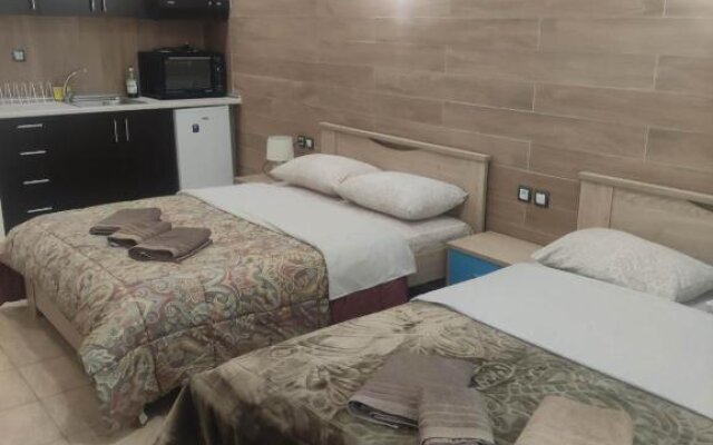 G M 3 ROOMS KENTPO in the heart of the city