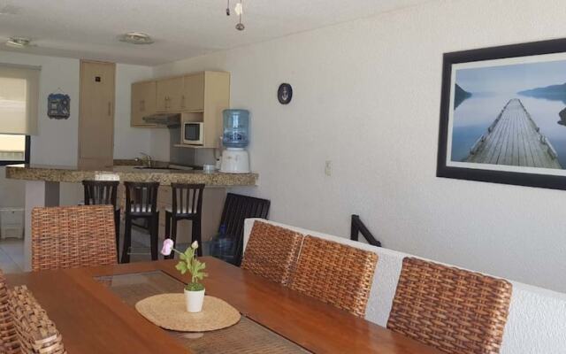 Amazing 4 Bedroom Apartment Ocean View