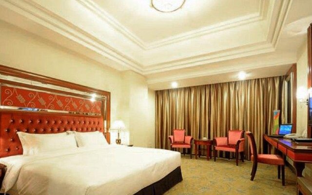 Golden Splendid Hotel Gynn