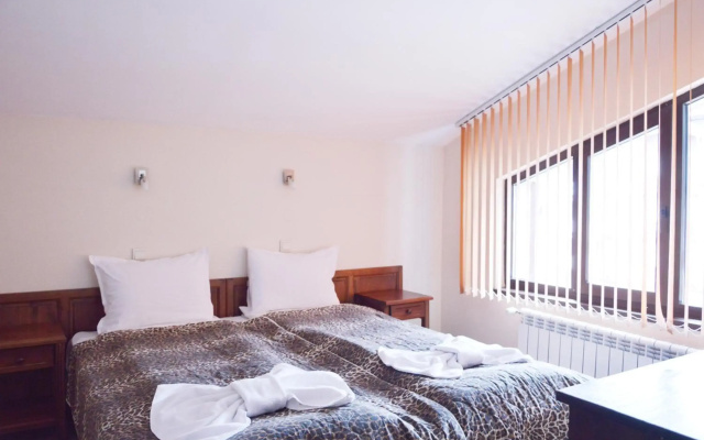 Hotel Dumanov