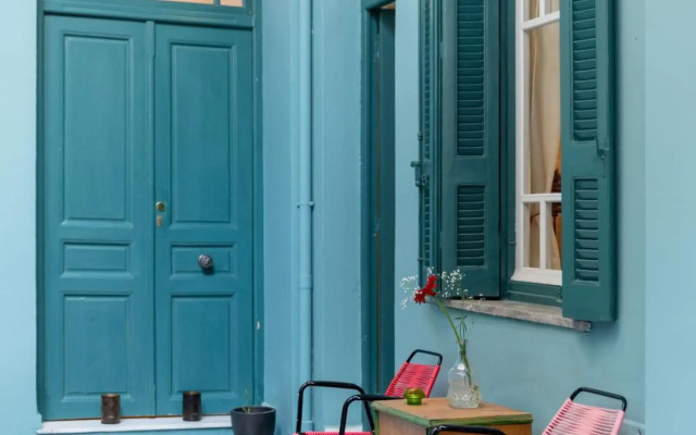 Petralona's Green House