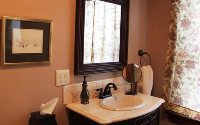 Walton Manor Inn Bed & Breakfast