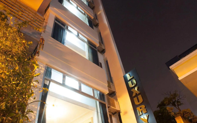 Luxury Hotel