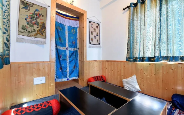 OYO 13350 Home Hill View Naggar Road