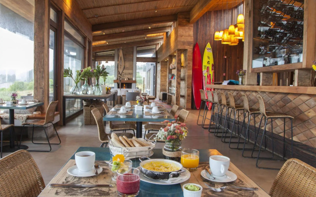 Hotel Alaia