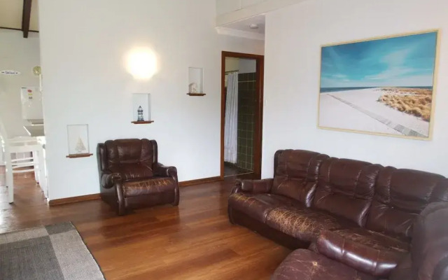 Stouty's at Hat Head